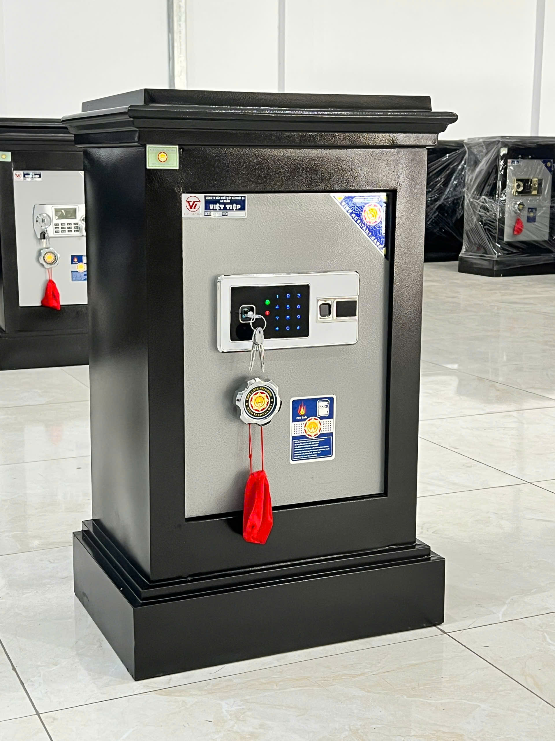 Két Sắt Việt Tiệp K45 Vân tay Két Sắt Việt Tiệp K45 Vân tay