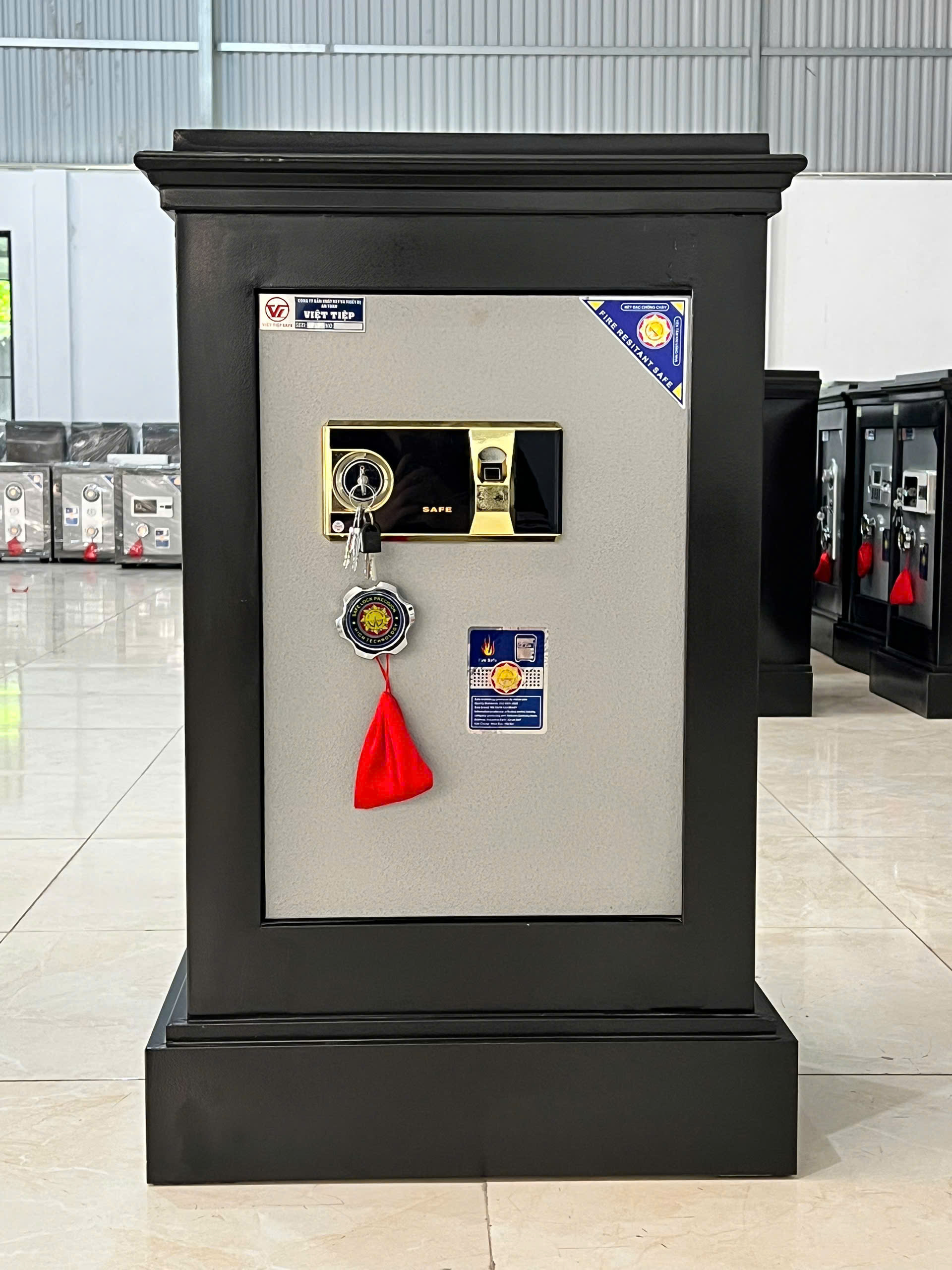 Két sắt Việt Tiệp K65 khóa điện tử