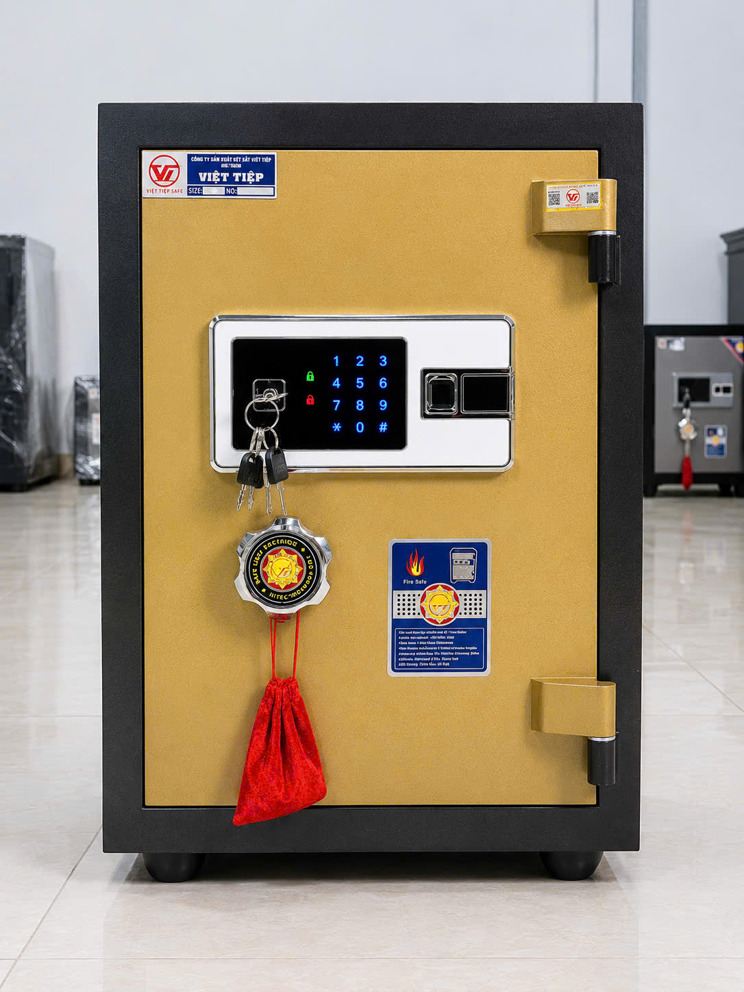Két sắt VT 56 ĐTVT cánh vàng