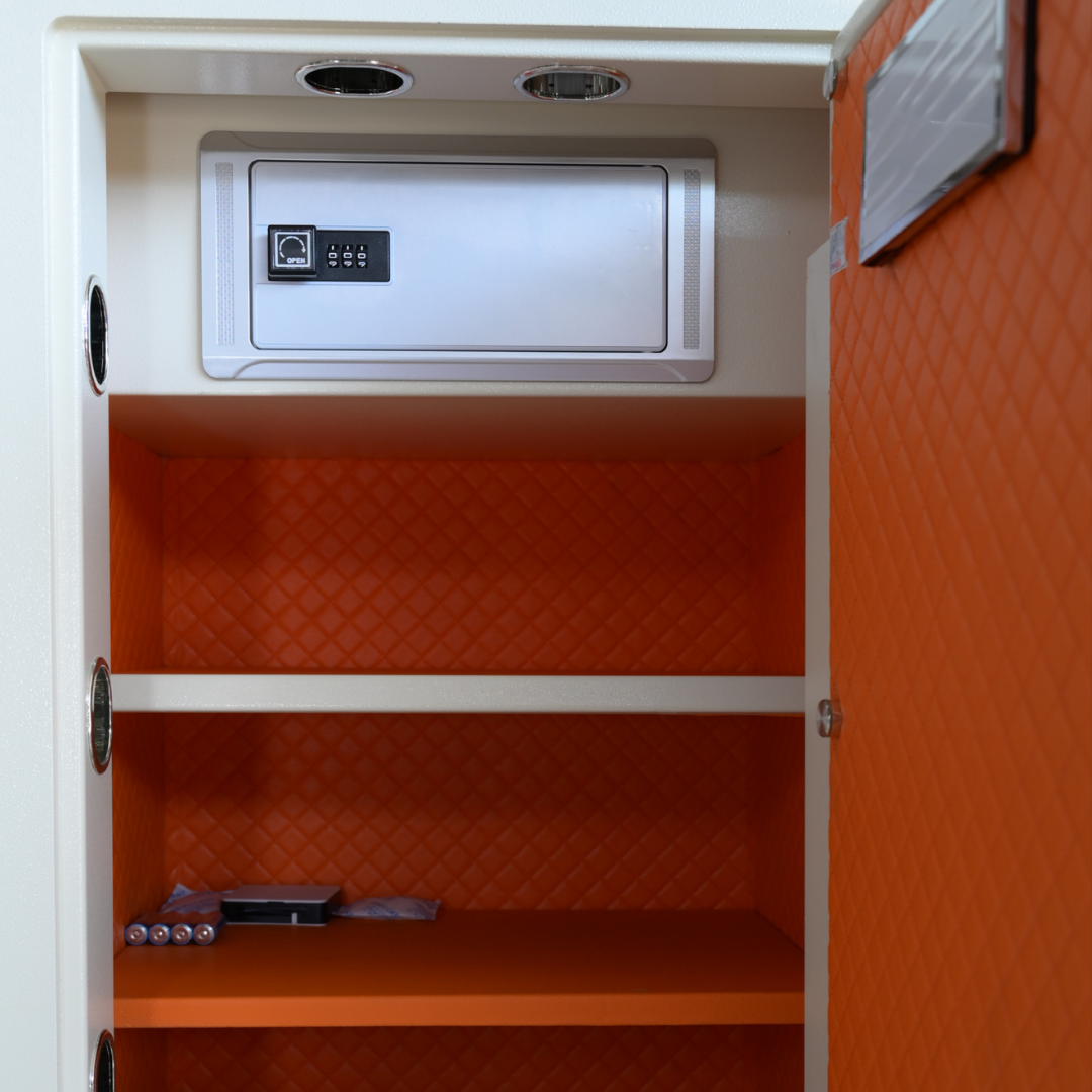 Két sắt Việt Tiệp Mẫu KVT70 khóa vân tay điện tử màu trắng Két sắt Việt Tiệp Mẫu KVT70 khóa vân tay điện tử màu trắng